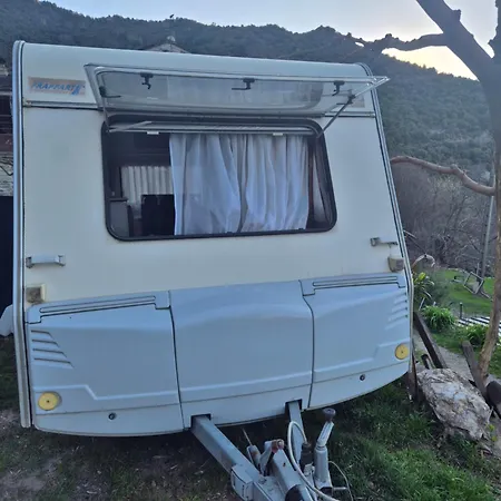 Caravane A La Ferme * Saint-Germain-de-Calberte