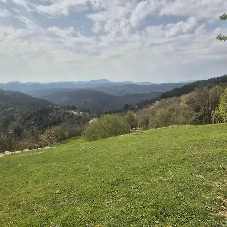 אתר קמפינג Caravane Dans Les Cevennes *